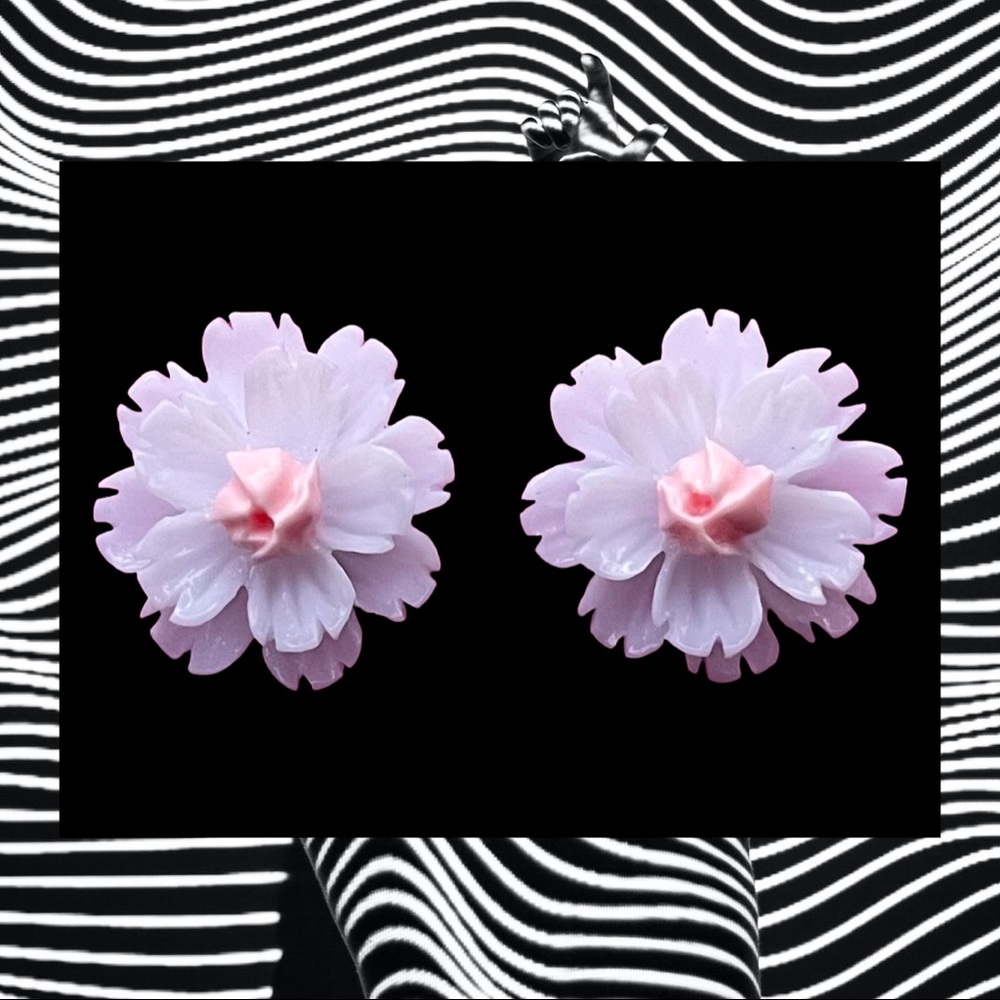 White Flower Stud Earrings